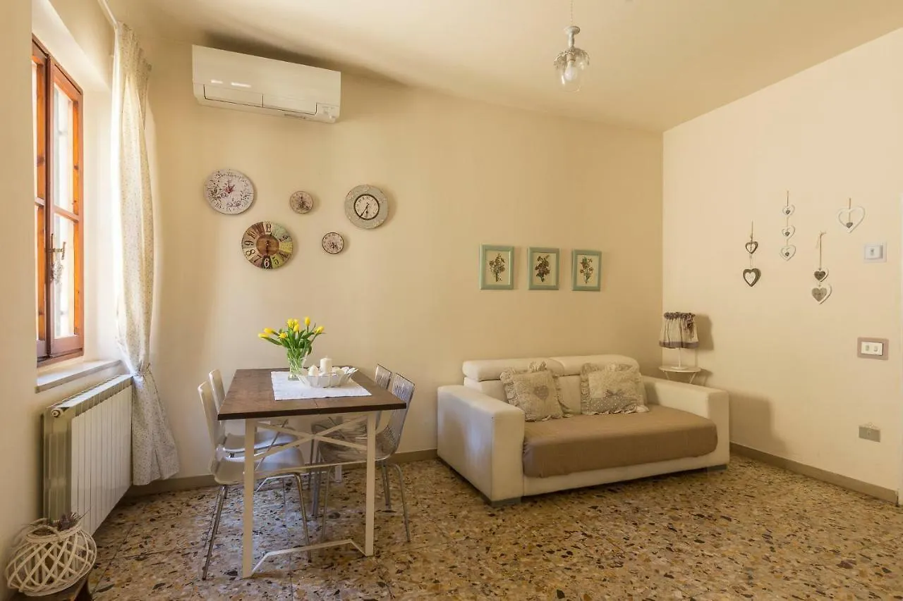 Apartment Ferienwohnung Casa Laura Florenz Italien